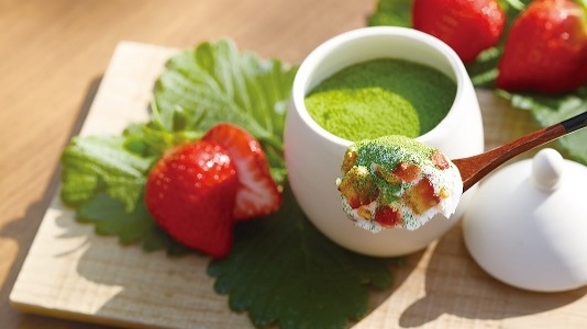 茶舎《冬季限定》苺と抹茶のあま糀ティラミスはじめます