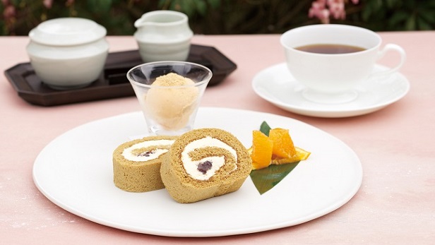 ≪茶舎≫『黒糖ロールケーキ』のご紹介